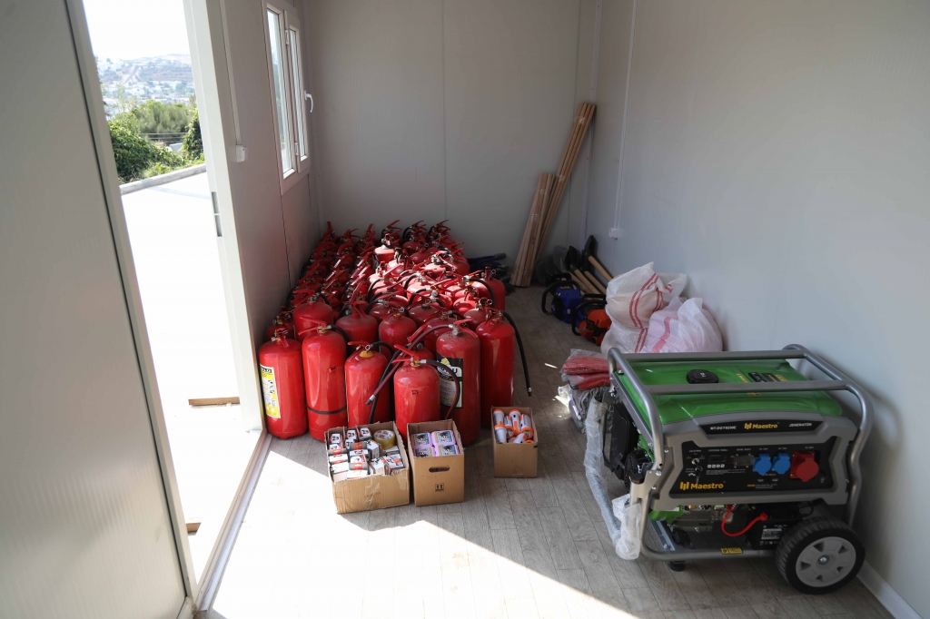 THE DISASTER INTERVENTION CABINS PLACED IN NEIGHBORHOODS