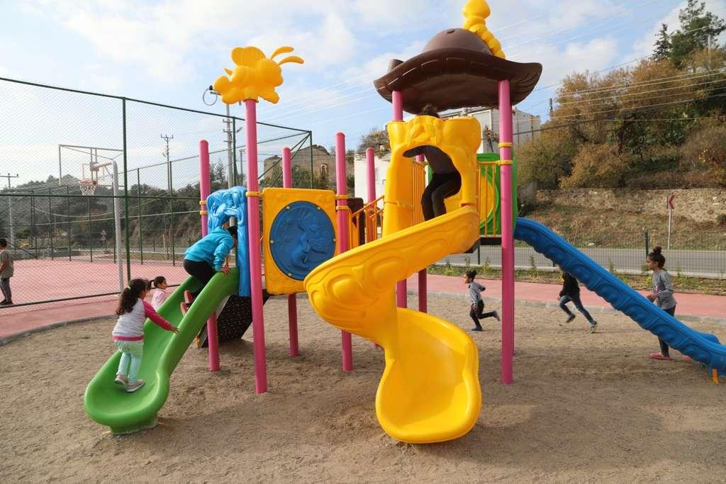 RENEWAL & MAINTENANCE OF THE PARKS ACROSS THE DISTRICT