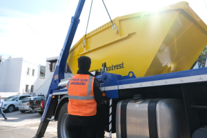 WASTE CONTAINERS GOT INVOLVED IN CLEANING SERVICES