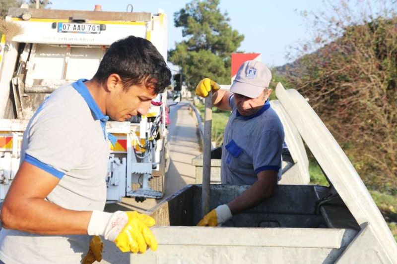 CLEANING & DISINFECTION OF GARBAGE CONTAINERS