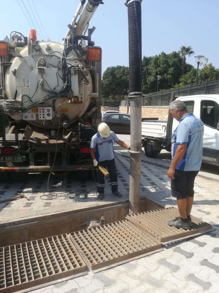 CLEANING OF STREAMS, CHANNELS & GRATES