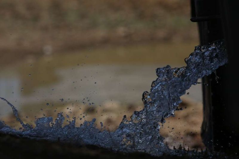 PROVIDING WATER SUPPLY TO A DRYING LAKE