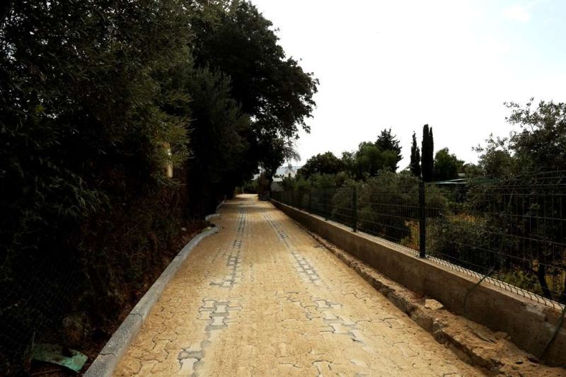 ROAD WORKS IN MANY AREAS OF THE PENINSULA