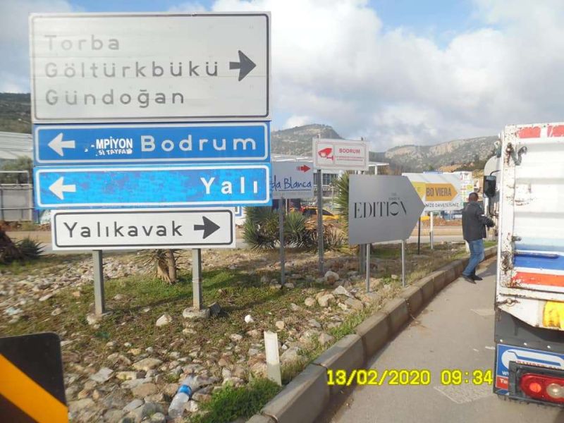 FIGHT AGAINST SIGN & TOTEM POLLUTION