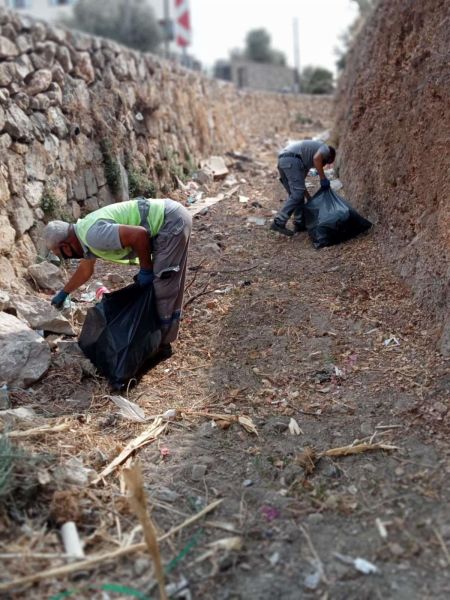 CLEANING WORKS IN RIVERBEDS