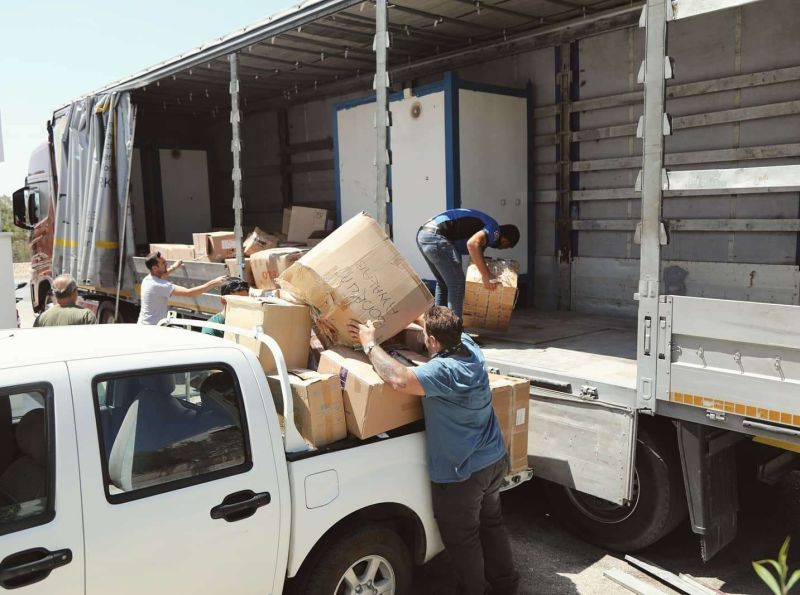 AID TRUCK TO KASTAMONU BOZKURT
