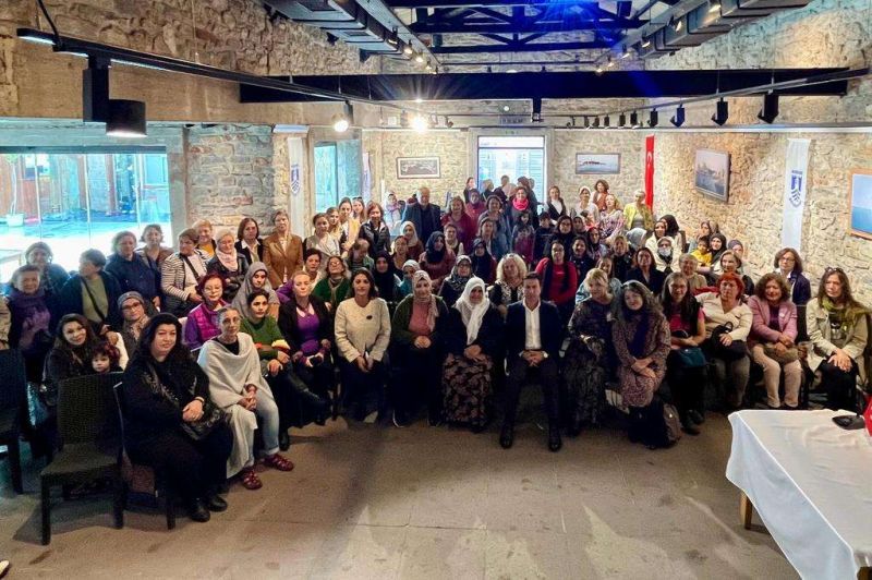 THE FLOOR IS WOMEN’S- MEETING HELD